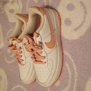 Nike Air Force Size 3.5Y Excellent Shoes